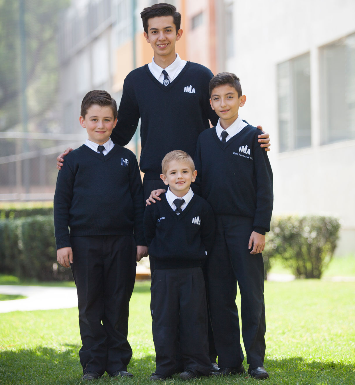Sueter escolar azul marino online